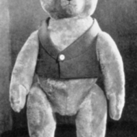 1940_Winnie_the_Pooh_Mascot_pg34.jpg